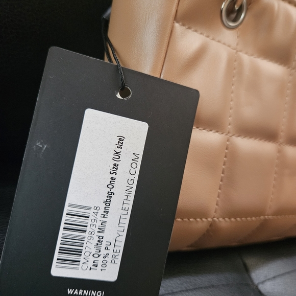 PrettyLittleThing Tan Quilted Mini Handbag - Picture 7 of 11